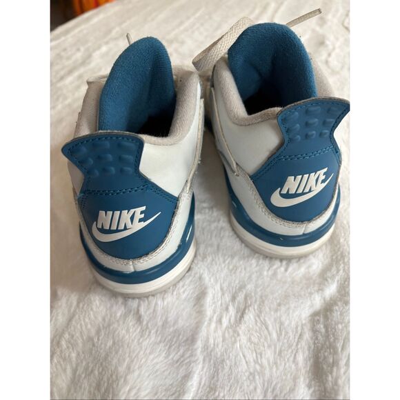 Kid's Air Jordan 4 Retro Size 3Y - Picture 3 of 7